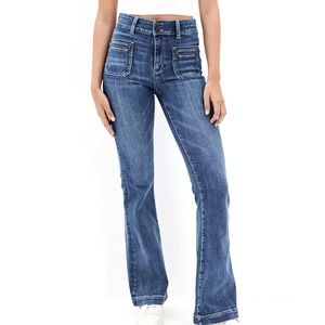 American Eagle Curvy High-Waisted Flare Jean